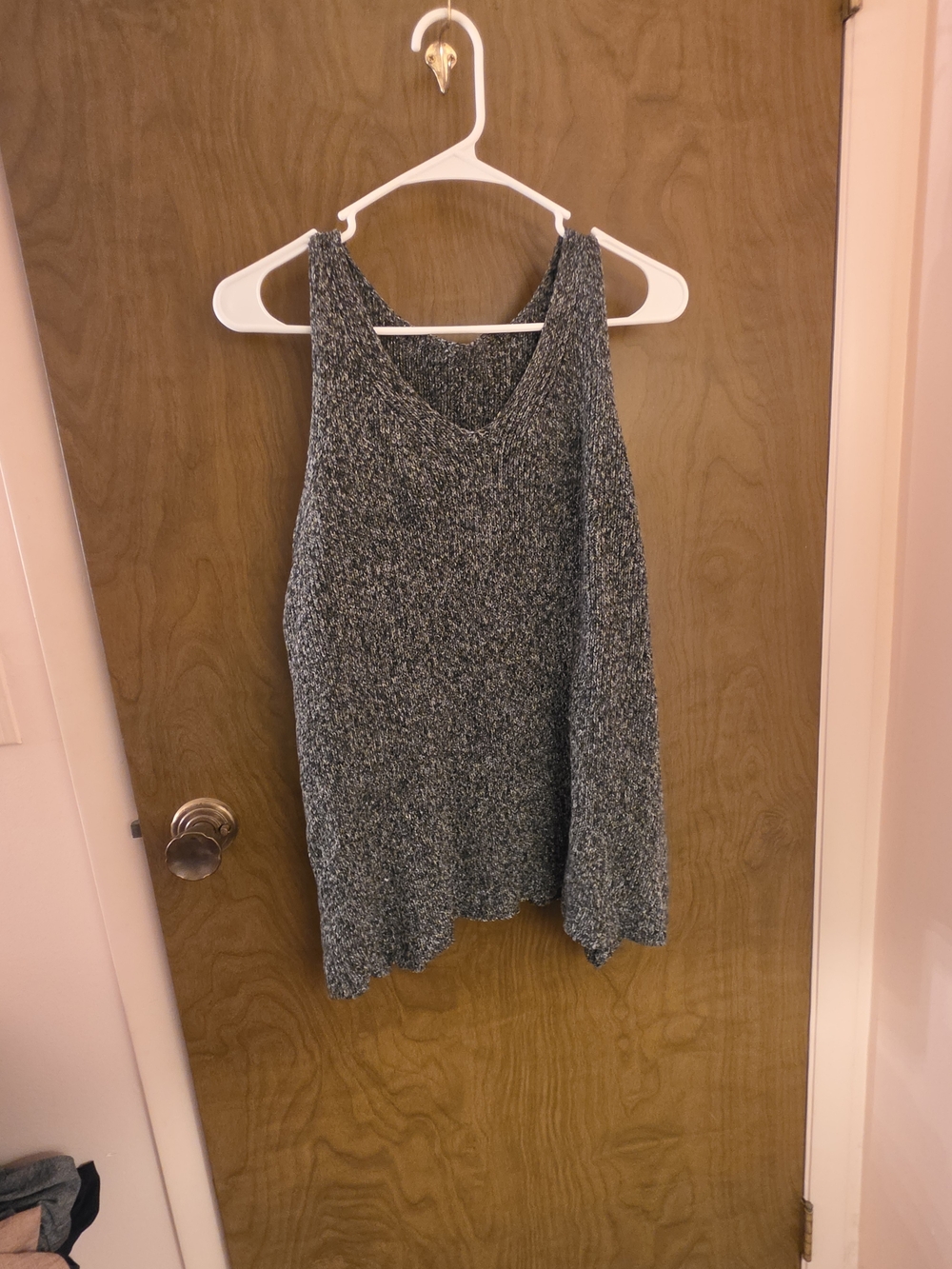 SHEIN Marled Gray Knit V-Neck Tank Top